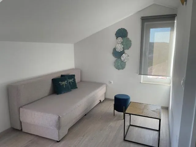 Flavia Apartman Rab Town